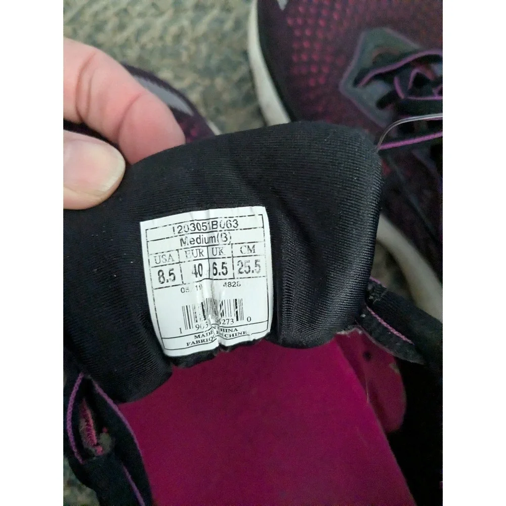 Brooks Ghost 12 Womens Running Shoes Purple Black Pink 1203051B063 Size 8.5
